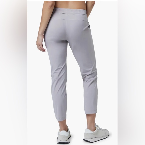 Vuori Miles ankle pants in Clay-Small - Picture 3 of 9